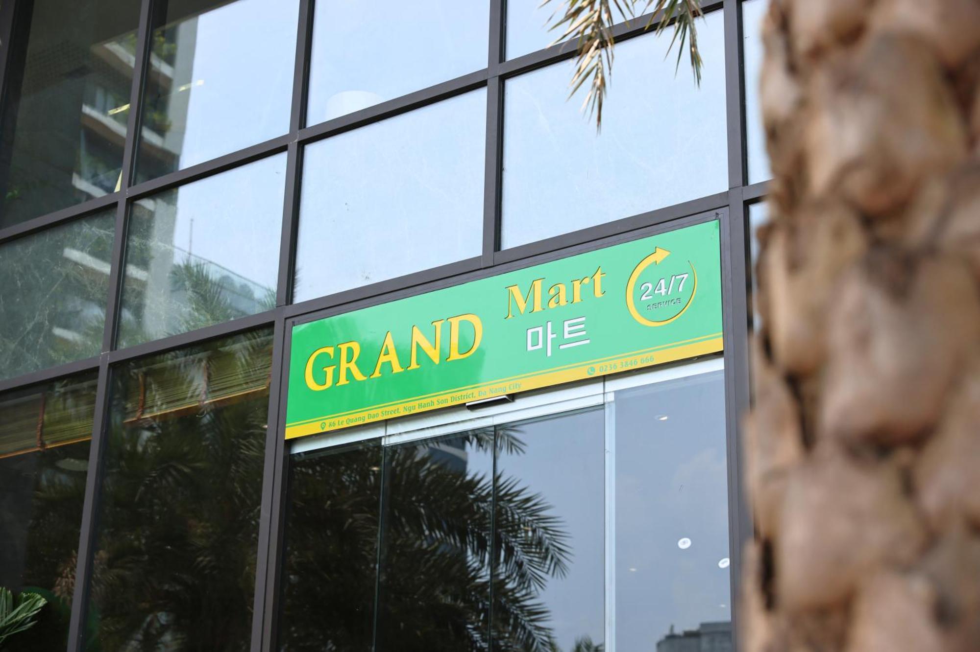 Golden Lotus Grand - Panoramic Rooftop Bar & Daily Afternoon Tea 4* Da Nang